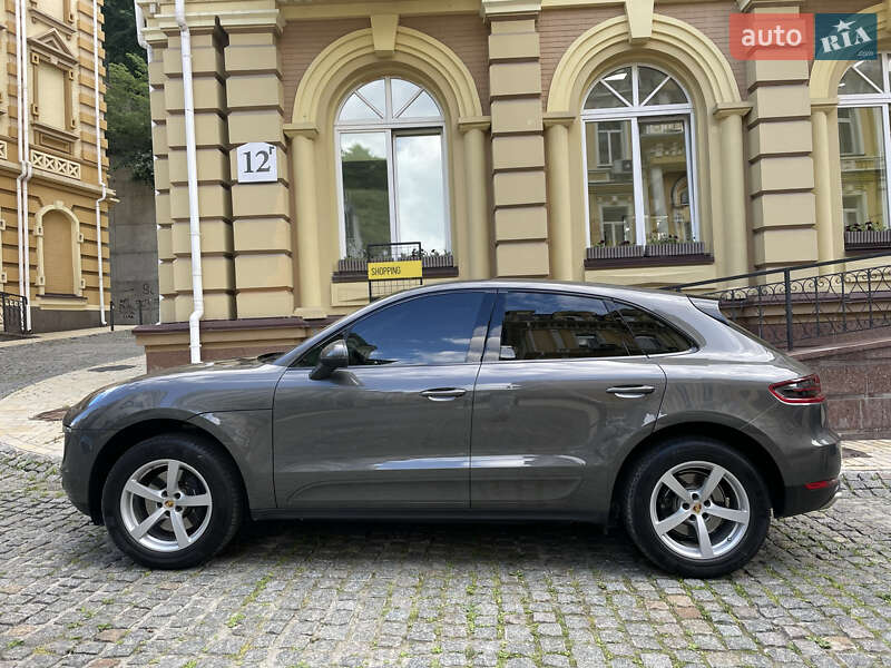 Позашляховик / Кросовер Porsche Macan 2018 в Києві