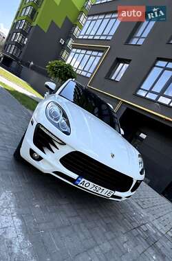 Позашляховик / Кросовер Porsche Macan 2014 в Івано-Франківську