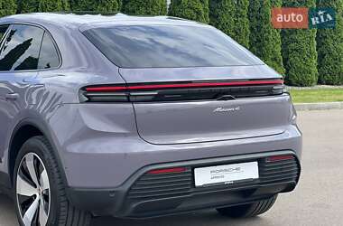 Внедорожник / Кроссовер Porsche Macan 2024 в 
