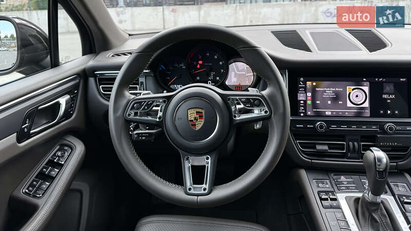 Внедорожник / Кроссовер Porsche Macan 2021 в Киеве