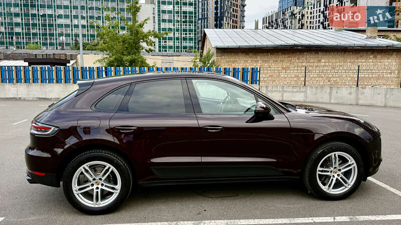 Внедорожник / Кроссовер Porsche Macan 2021 в Киеве