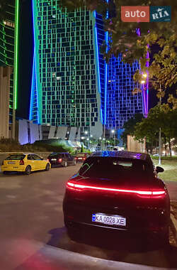 Внедорожник / Кроссовер Porsche Macan 2021 в 