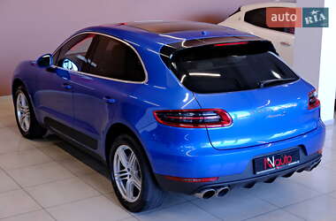 Внедорожник / Кроссовер Porsche Macan 2016 в 