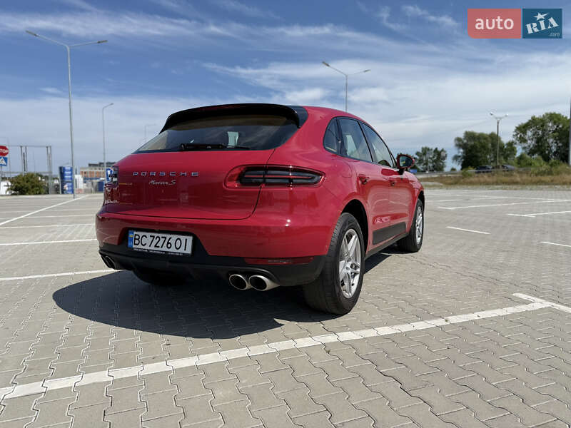 Позашляховик / Кросовер Porsche Macan 2017 в Львові