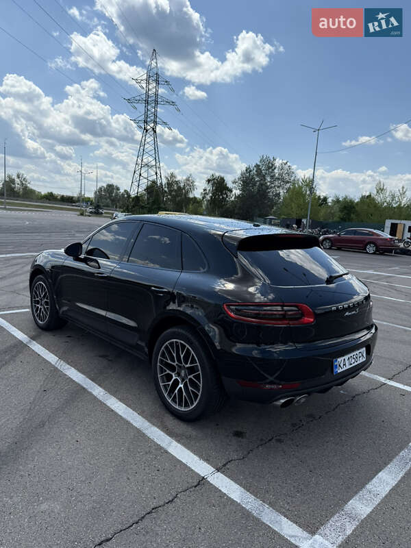 Внедорожник / Кроссовер Porsche Macan 2014 в Киеве