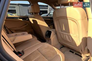 Внедорожник / Кроссовер Porsche Macan 2015 в 