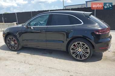 Внедорожник / Кроссовер Porsche Macan 2016 в 