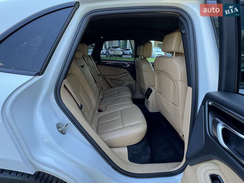 Внедорожник / Кроссовер Porsche Macan 2018 в Днепре фото 44 Внедорожник / Кроссовер Porsche Macan 2018 в Днепре