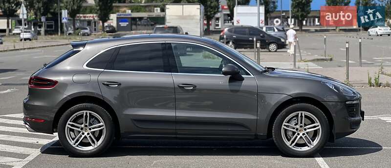 Внедорожник / Кроссовер Porsche Macan 2015 в Киеве