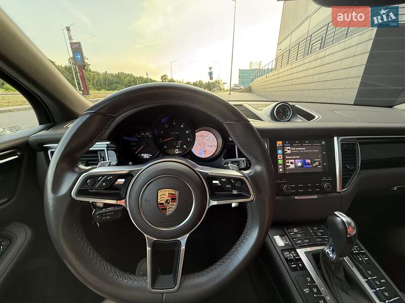 Внедорожник / Кроссовер Porsche Macan 2017 в Киеве фото 34 Внедорожник / Кроссовер Porsche Macan 2017 в Киеве