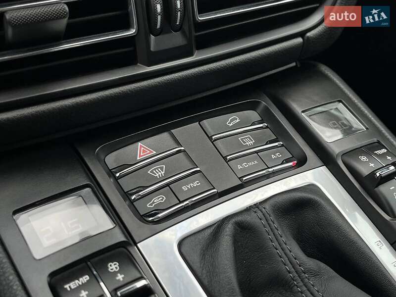 Позашляховик / Кросовер Porsche Macan 2020 в Львові