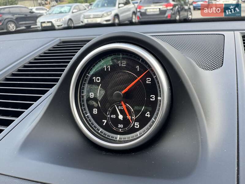 Внедорожник / Кроссовер Porsche Macan 2015 в Киеве