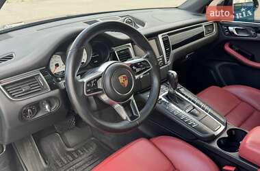 Внедорожник / Кроссовер Porsche Macan 2015 в 