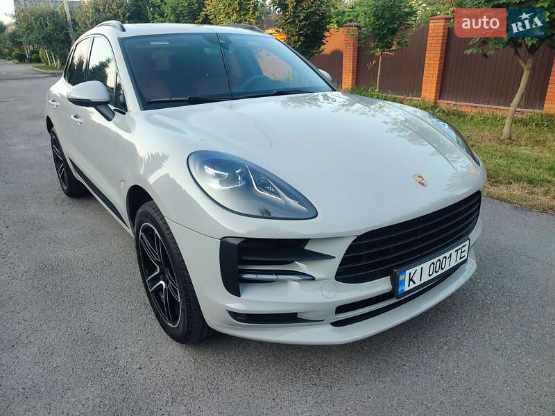 Внедорожник / Кроссовер Porsche Macan 2019 в 