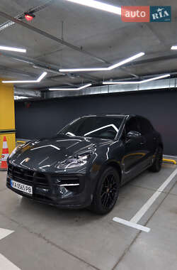 Внедорожник / Кроссовер Porsche Macan 2021 в 