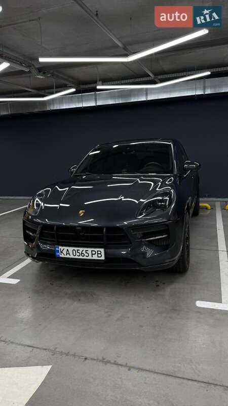 Внедорожник / Кроссовер Porsche Macan 2021 в Киеве