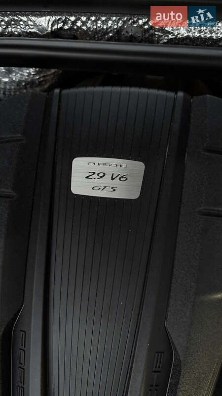 Внедорожник / Кроссовер Porsche Macan 2021 в Киеве