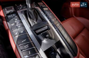 Внедорожник / Кроссовер Porsche Macan 2014 в 