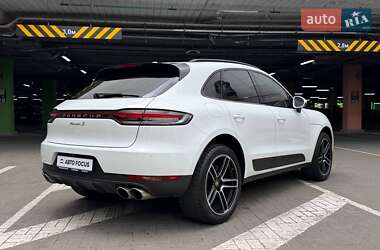 Позашляховик / Кросовер Porsche Macan 2019 в 