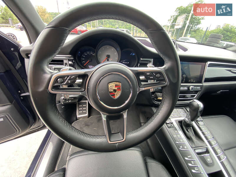 Внедорожник / Кроссовер Porsche Macan 2019 в Киеве