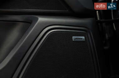 Позашляховик / Кросовер Porsche Macan 2014 в 