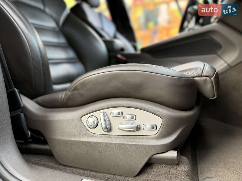Позашляховик / Кросовер Porsche Macan 2014 в Львові