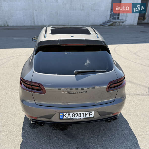 Внедорожник / Кроссовер Porsche Macan 2016 в Киеве