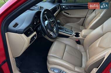 Внедорожник / Кроссовер Porsche Macan 2018 в 