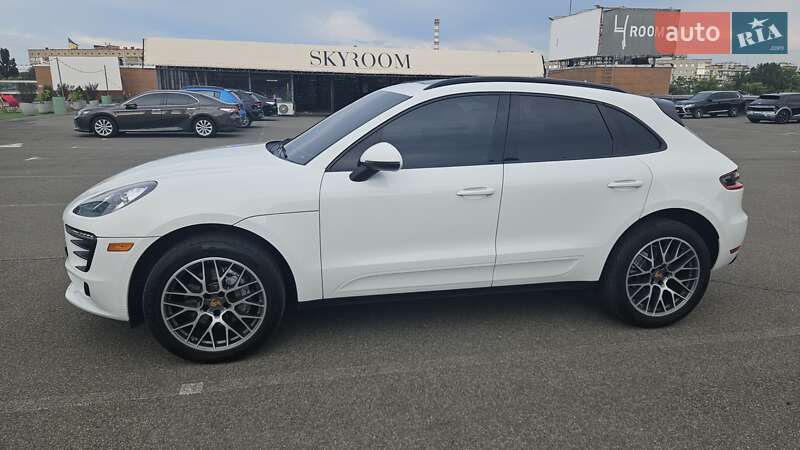 Внедорожник / Кроссовер Porsche Macan 2018 в Киеве