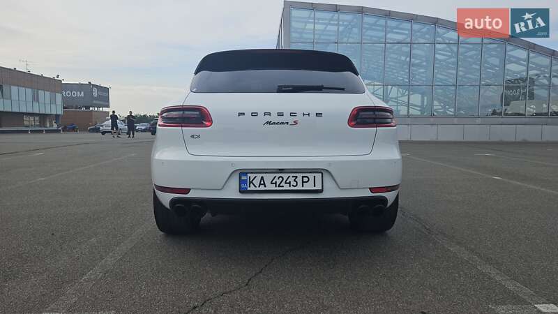 Внедорожник / Кроссовер Porsche Macan 2018 в Киеве