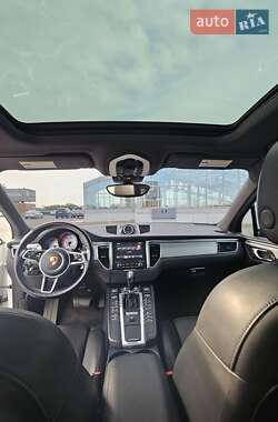 Внедорожник / Кроссовер Porsche Macan 2018 в Киеве
