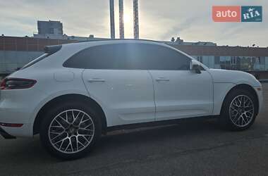 Внедорожник / Кроссовер Porsche Macan 2018 в Киеве