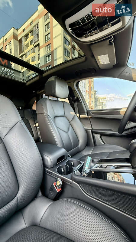 Внедорожник / Кроссовер Porsche Macan 2023 в Тернополе