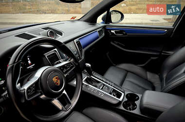 Внедорожник / Кроссовер Porsche Macan 2018 в 