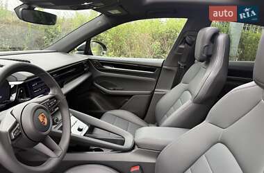 Внедорожник / Кроссовер Porsche Macan 2024 в 