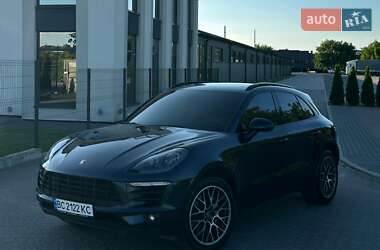 Внедорожник / Кроссовер Porsche Macan 2015 в 