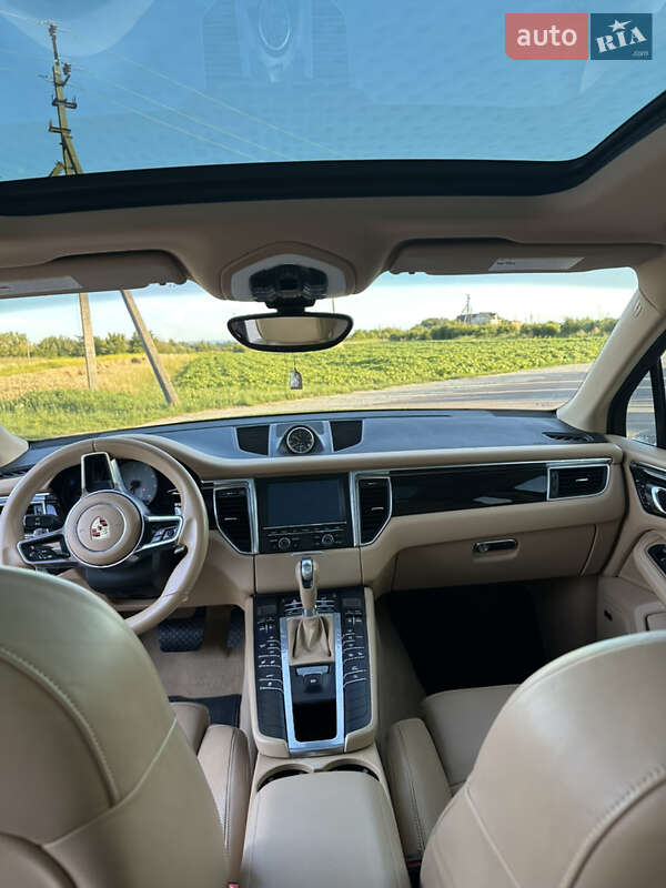 Внедорожник / Кроссовер Porsche Macan 2015 в Львове