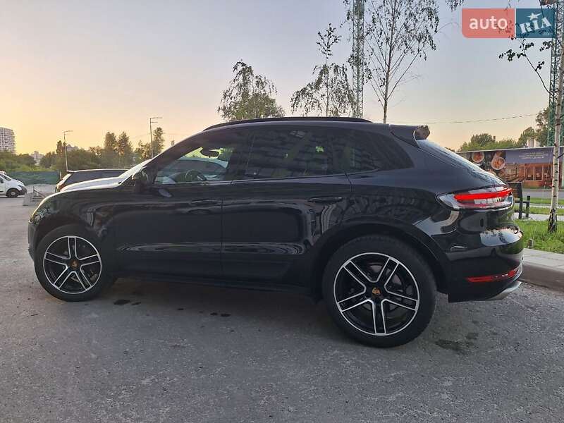 Внедорожник / Кроссовер Porsche Macan 2019 в Киеве