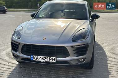 Внедорожник / Кроссовер Porsche Macan 2015 в 