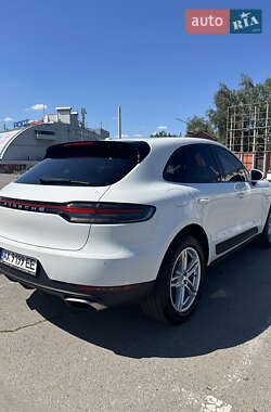 Внедорожник / Кроссовер Porsche Macan 2020 в 