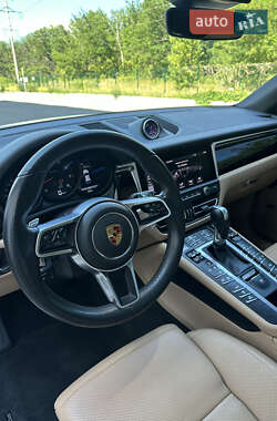 Внедорожник / Кроссовер Porsche Macan 2020 в 