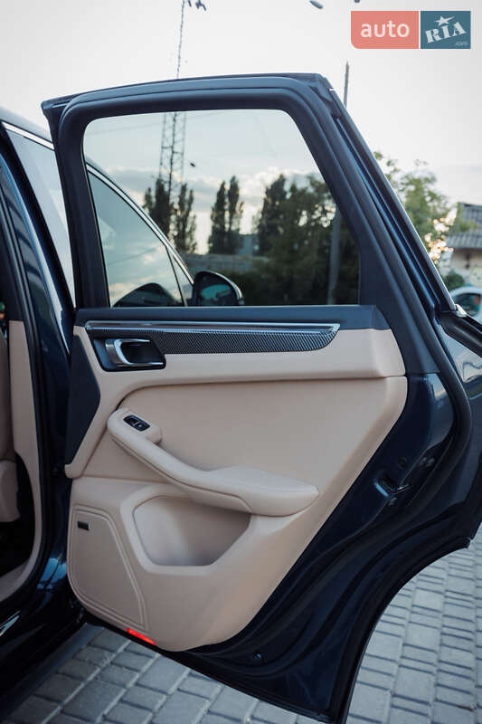 Внедорожник / Кроссовер Porsche Macan 2015 в Одессе фото 62 Внедорожник / Кроссовер Porsche Macan 2015 в Одессе