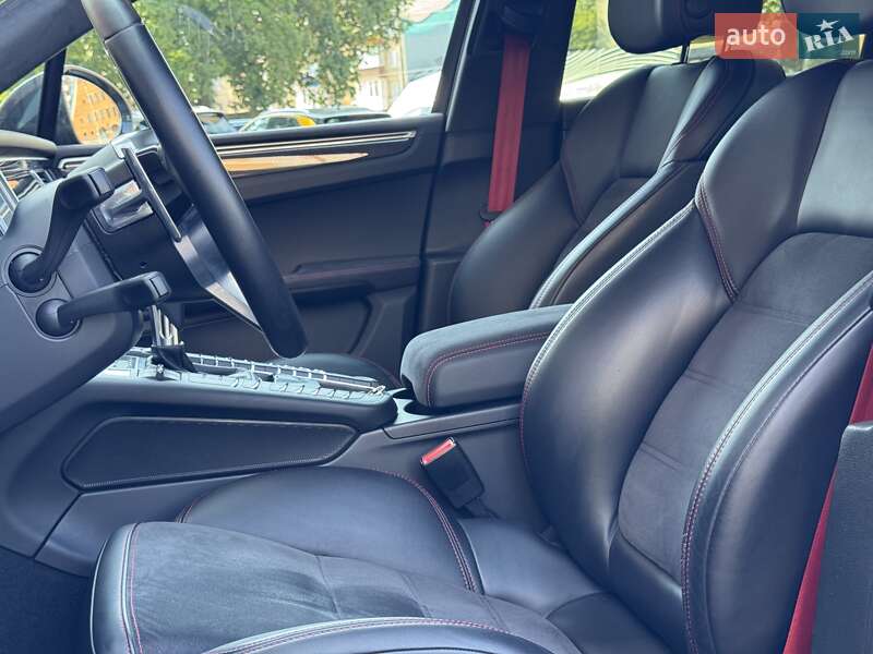 Внедорожник / Кроссовер Porsche Macan 2017 в Киеве фото 20 Внедорожник / Кроссовер Porsche Macan 2017 в Киеве