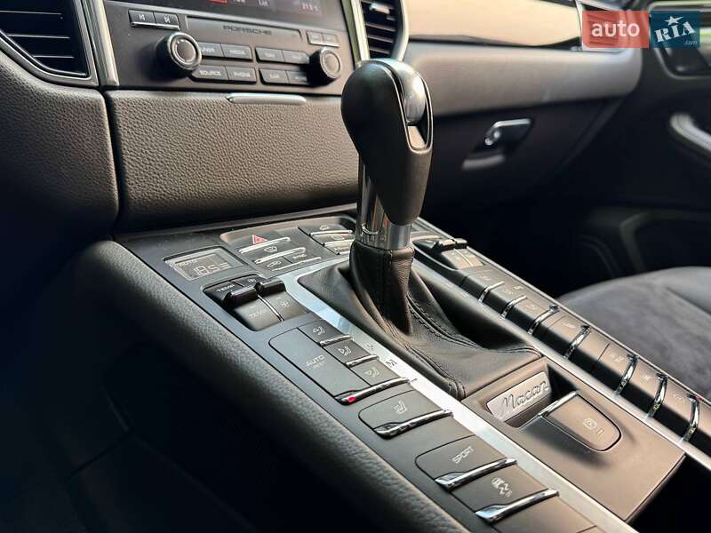 Внедорожник / Кроссовер Porsche Macan 2018 в Киеве фото 41 Внедорожник / Кроссовер Porsche Macan 2018 в Киеве