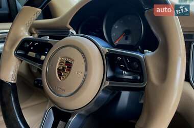Внедорожник / Кроссовер Porsche Macan 2014 в 