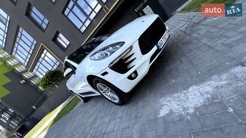 Внедорожник / Кроссовер Porsche Macan 2014 в Ивано-Франковске