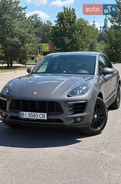 Позашляховик / Кросовер Porsche Macan 2018 в Горішніх Плавнях