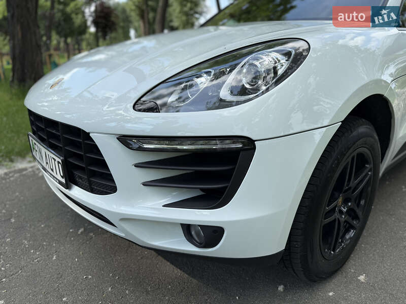 Внедорожник / Кроссовер Porsche Macan 2016 в Черкассах