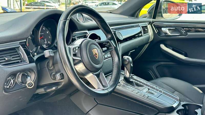Внедорожник / Кроссовер Porsche Macan 2017 в Киеве фото 12 Внедорожник / Кроссовер Porsche Macan 2017 в Киеве