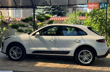 Внедорожник / Кроссовер Porsche Macan 2022 в 